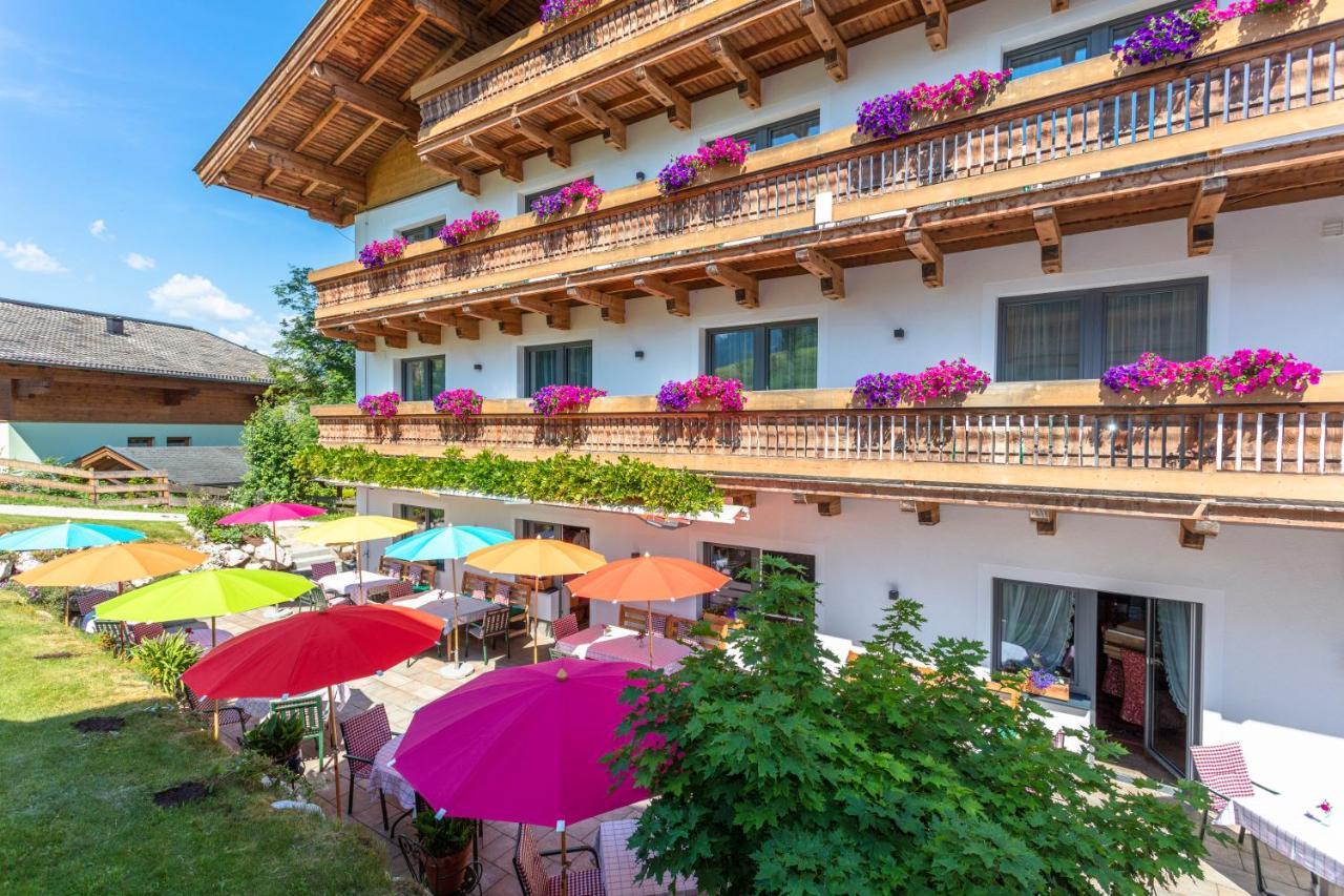 Pension Pinzgauer Hof Maria Alm am Steinernen Meer Exterior photo