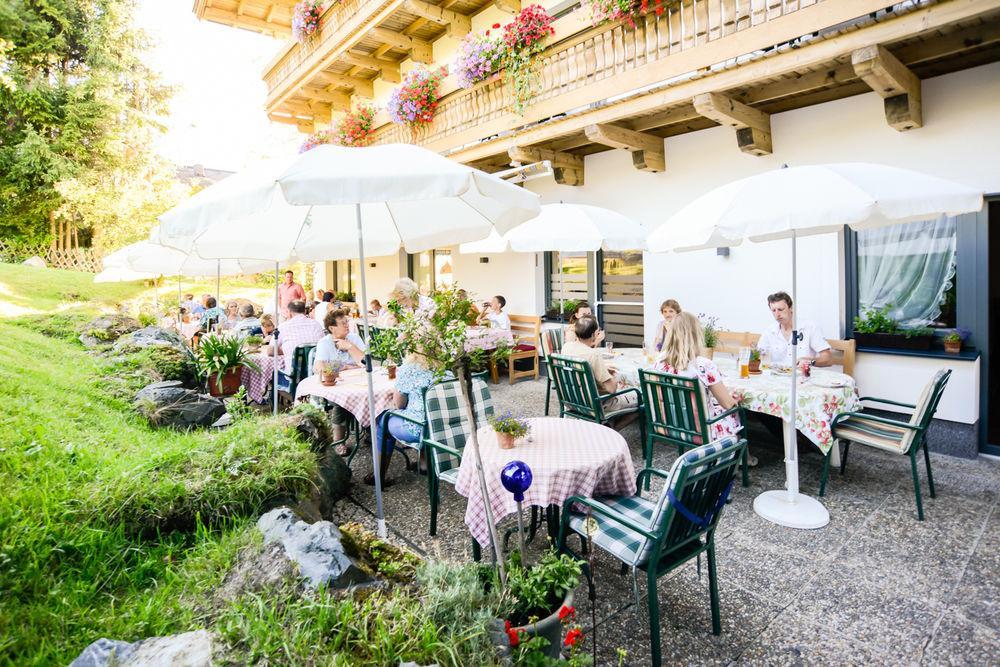 Pension Pinzgauer Hof Maria Alm am Steinernen Meer Exterior photo